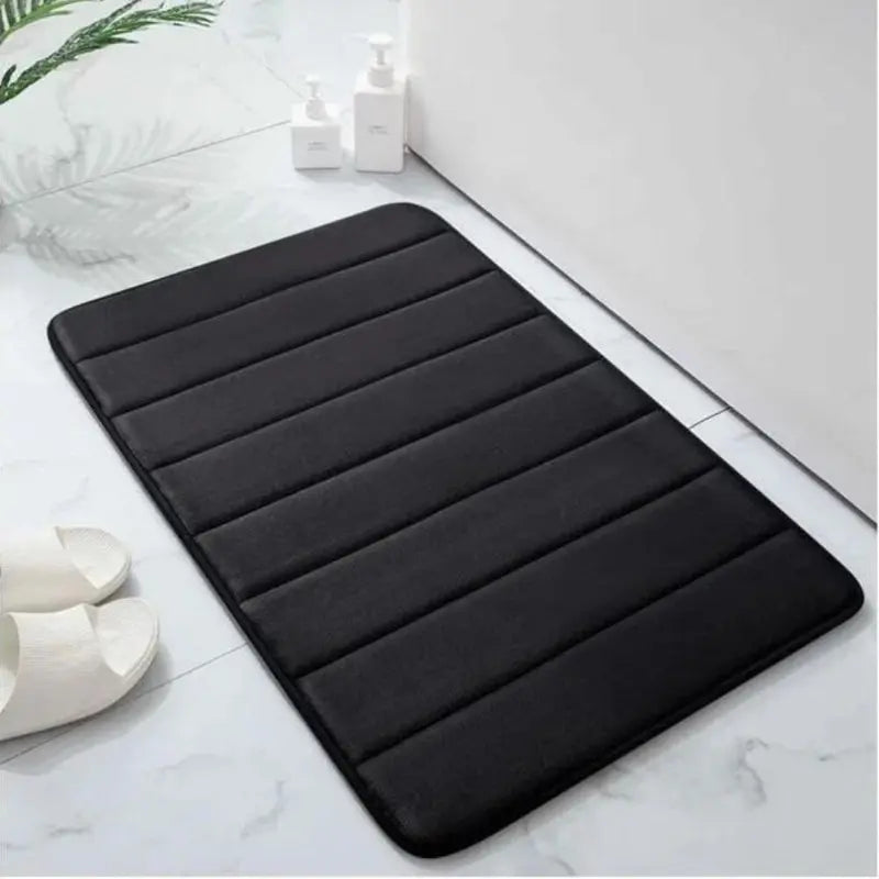 Tapete de Banheiro Super Absorvente Antiderrapante Compre 1 Leve 2