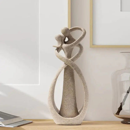 Escultura de Casal Abraçado