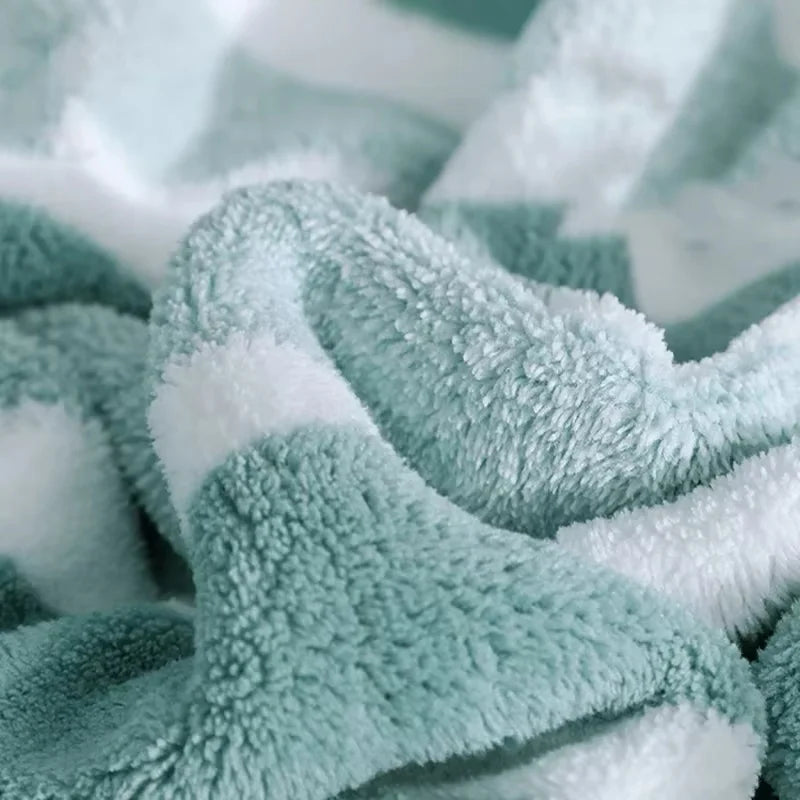 Toalha de Banho Super Absorvente e Ultra Macia — Ideal para Casa, Rosto e Uso Diário