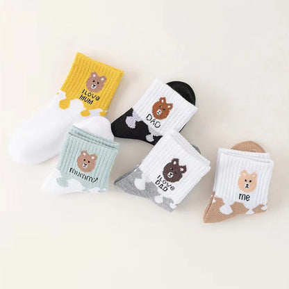 Kit com 5 Pares de Meias para Bebê — Conforto e Proteção para os Pezinhos