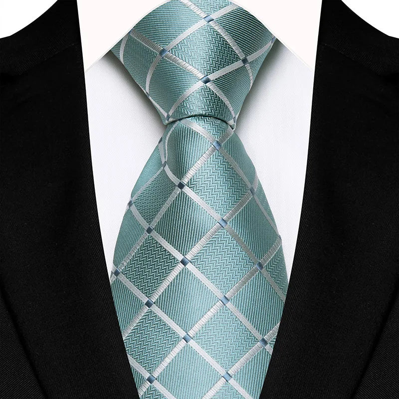 Gravata Masculina Clássica 8cm Jacquard — Estampas Xadrez, Listrada e Floral | Elegante para Casamento, Festa e Social | 41 Cores Disponíveis