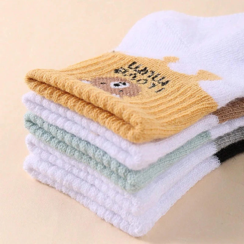 Kit com 5 Pares de Meias para Bebê — Conforto e Proteção para os Pezinhos