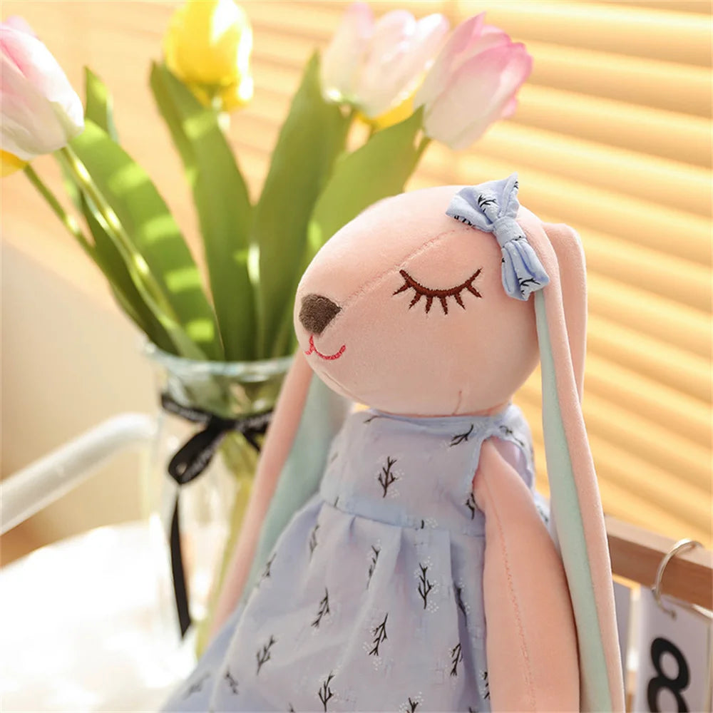 Coelho de Pelúcia Super Fofo — Almofada Plush Macia e Aconchegante para Bebês e Crianças