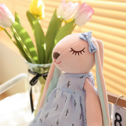 Coelho de Pelúcia Super Fofo — Almofada Plush Macia e Aconchegante para Bebês e Crianças