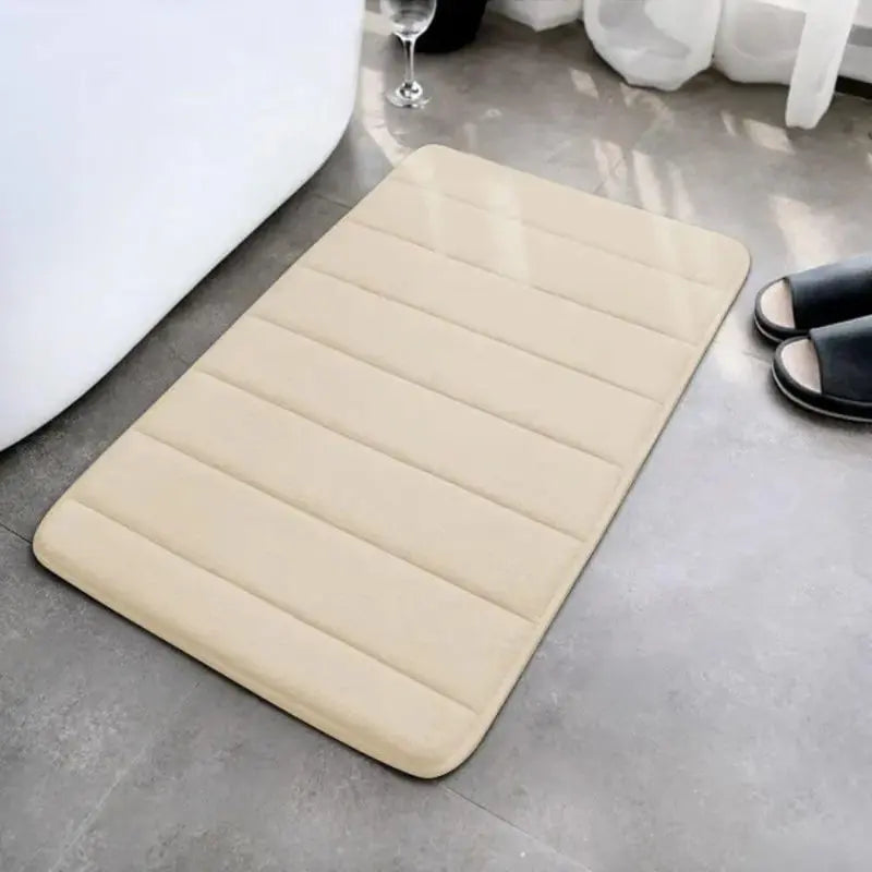 Tapete de Banheiro Super Absorvente Antiderrapante Compre 1 Leve 2
