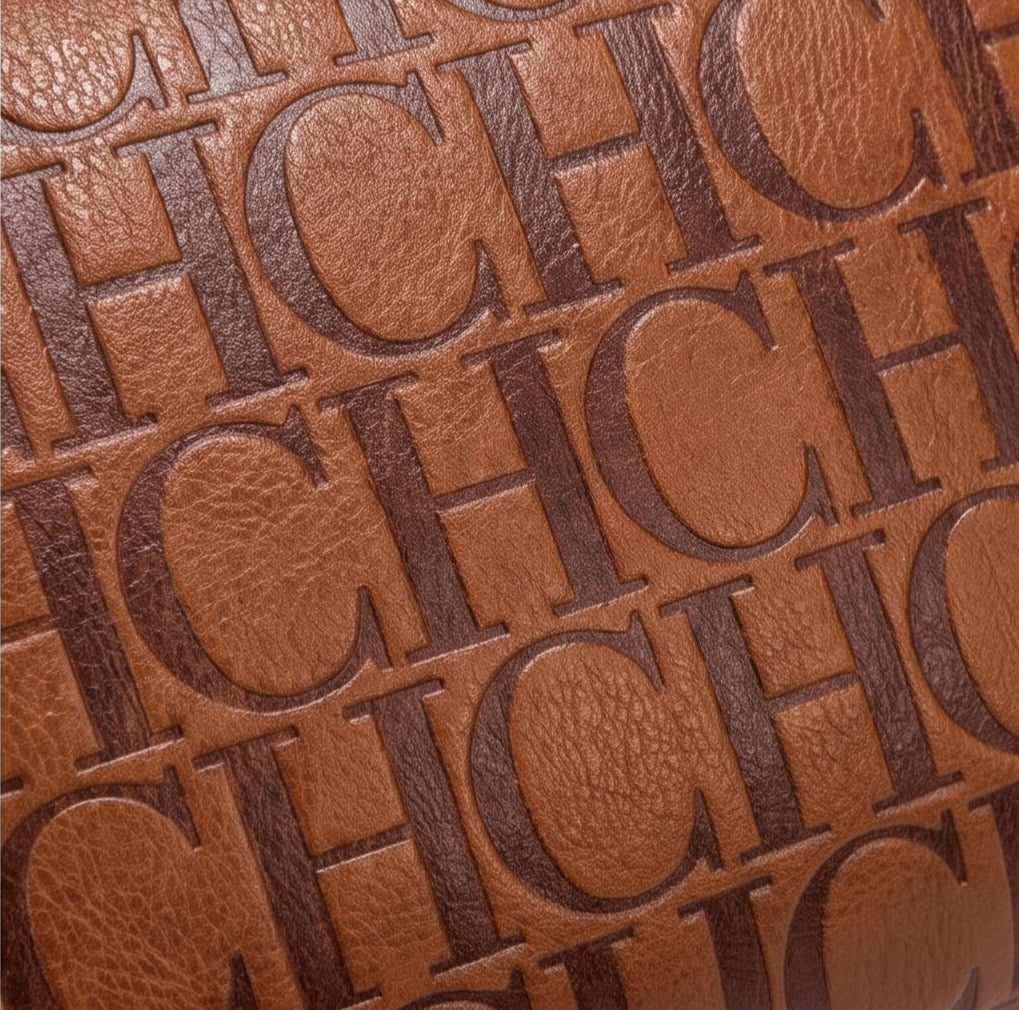 Bolsa Feminina com Textura em Relevo